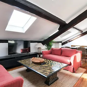 Appartamento Elegant P.venezia Attic, Milano