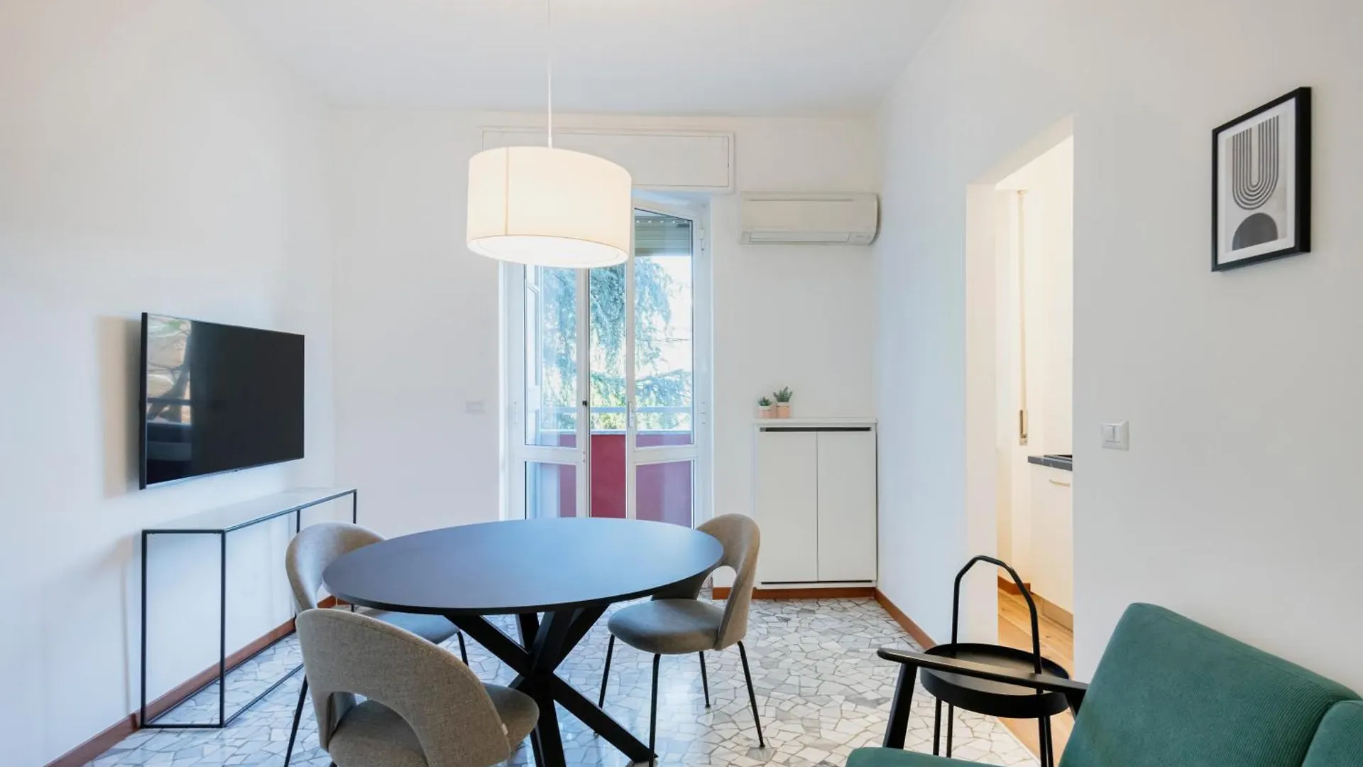 Relstay - Portello - 1 Br Milan Italy